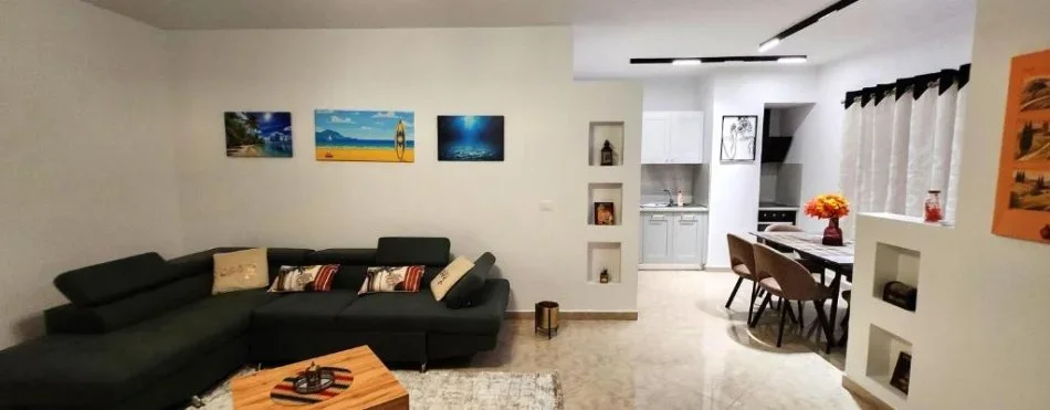 Durres, shitet apartament 2+1+Aneks+Ballkon Kati 5, 98 m² 165.000 € (Vollga)