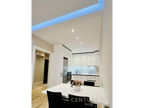 Tirane, jepet me qera apartament 1+1+Aneks+Ballkon Kati 2, 70 m² 890 € (Kompleksi Kika 2)