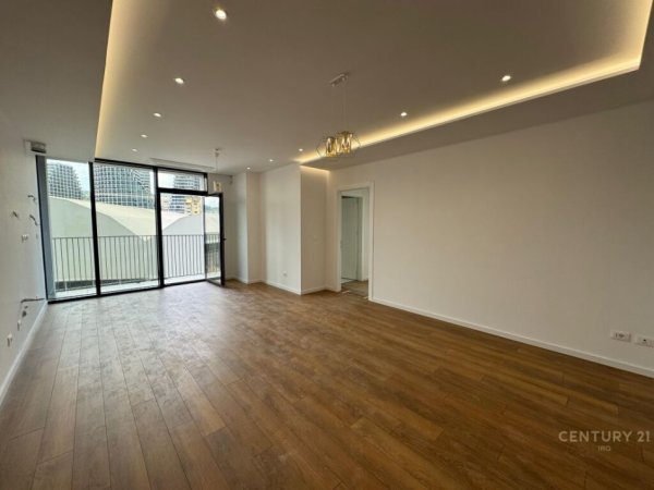 Tirane, jepet me qera apartament 2+1+Aneks+Ballkon Kati 2, 130 m² 1.500 € (Lake View)