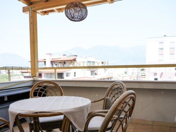 Tirane, jepet me qera apartament 2+1+Aneks+Ballkon Kati 10, 113 m² 1.500 € (RTSH)