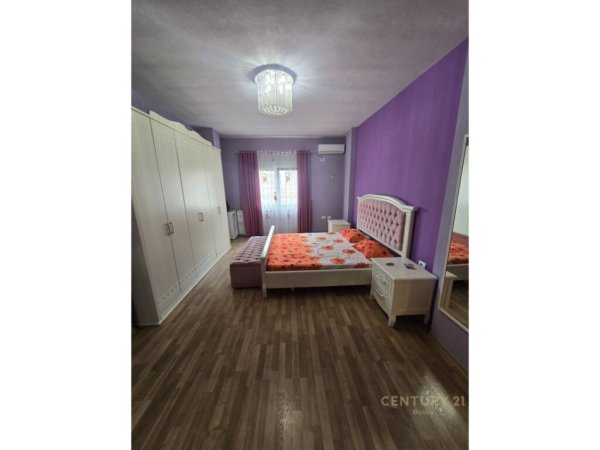 Tirane, jepet me qera Vile 3 Katshe Kati 2, 260 m² 1.400 € (Jordan Misja)