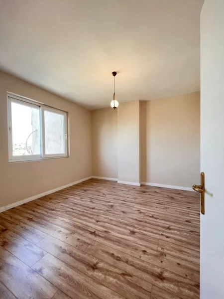 Durres, shitet apartament 1+1+Aneks+Ballkon Kati 4, 70 m² 75.000 € (Plazh)