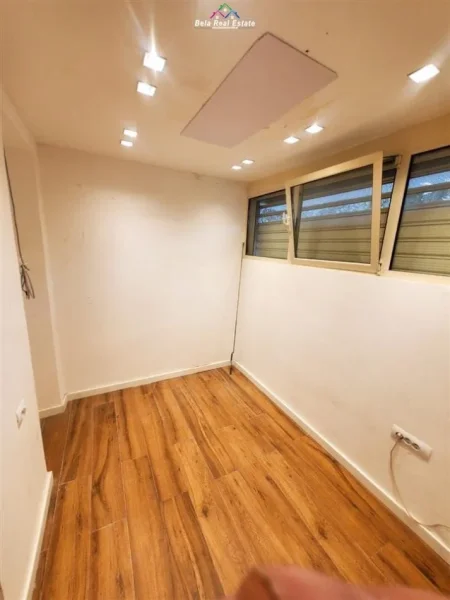 Tirane, shes apartament 2+1 Kati 1, 65 m² 152.000 € (Rruga E Dibres)