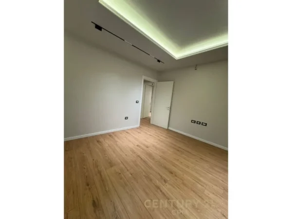 Tirane, shes apartament 2+1+Aneks+Ballkon Kati 6, 155 m² 396.000 € (Kopshtit Zoologjik)