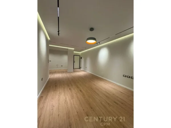 Tirane, shes apartament 1+1+Aneks+Ballkon Kati 6, 78 m² 200.000 € (Kopshtit Zoologjik)