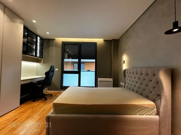 Tirane, shes apartament 3+1+Aneks+Ballkon Kati 2, 149 m² 486.000 € (Farke)