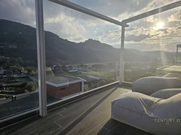 Tirane, shes Vile 2 Katshe Kati 2, 220 m² 550.000 € (Olive Grove)