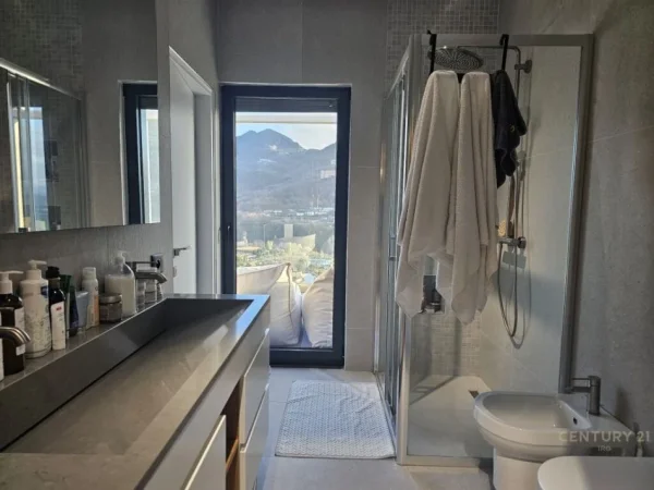 Tirane, shes Vile 2 Katshe Kati 2, 220 m² 550.000 € (Olive Grove)