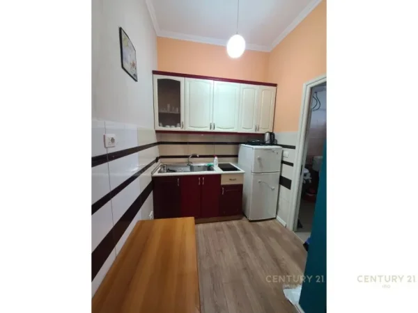 Tirane, shes hotel Kati 8, 198 m² (SHESHI SKENDERBEJ)