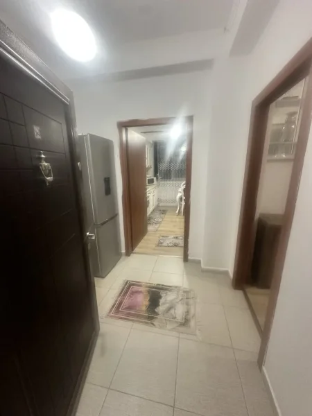 Tirane, jepet me qera apartament 1+1+Ballkon Kati 2, 60 m² 330 € (Rr. Ramazan Gaxherri ne Fresk)
