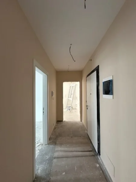 Tirane, shitet apartament 2+1+Ballkon Kati 6, 83 m² 83.300 € (Univers City)