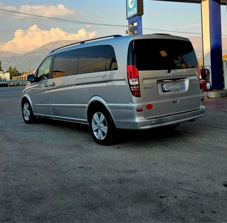 Durres, shitet minivan | minibus Benzin, gri metalizato automatik Kondicioner 230.000 km 4.000 €