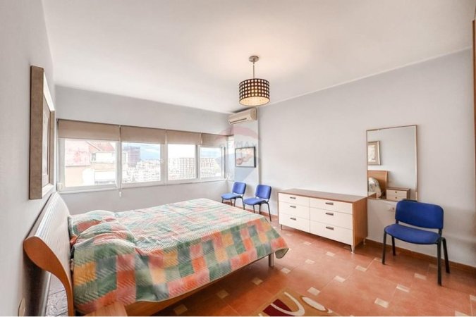 Tirane, jepet me qera apartament 2+1+Aneks+Ballkon Kati 7, 125 m² 750 € (Liqeni Tiranes)