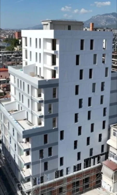 Tirane, shitet apartament 1+1 Kati 1, 145.000 m² 145.000 € (Xhomllik, Rruga Telo Ndini)