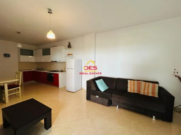 Vlore, shitet apartament 1+1+Ballkon Kati 3, 88 m² 160.000 € (Rruga Murat Tërbaçi)