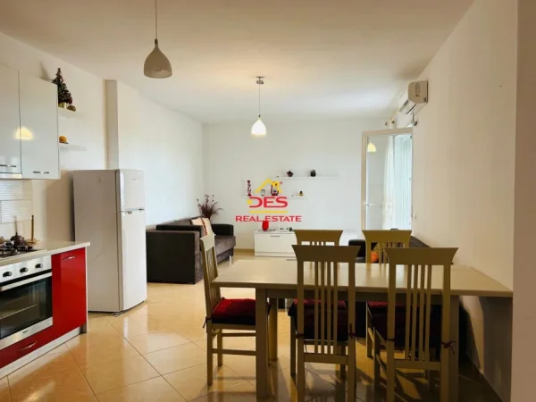 Vlore, shitet apartament 1+1+Ballkon Kati 3, 88 m² 160.000 € (Rruga Murat Tërbaçi)