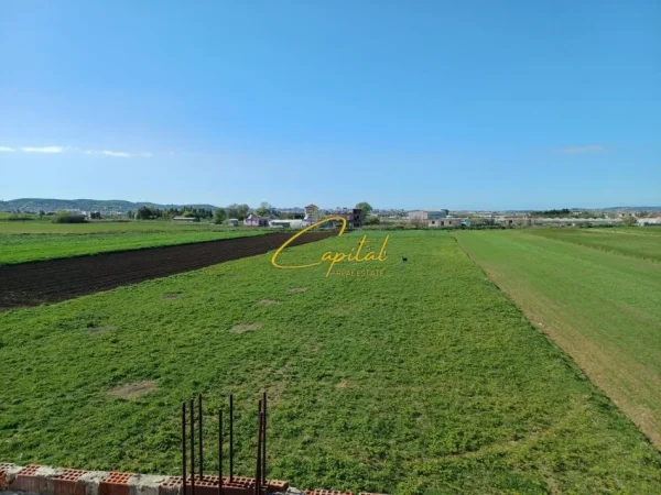 Fier, shitet shtepi 2+1 Kati 0, 120 m² 70.000 € (FIER)