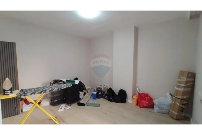 Tirane, shitet 2+1+Ballkon Kati 1, 114 m² 215.000 € 