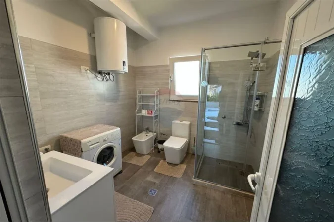 Tirane, jepet me qera apartament 2+1 Kati 2, 110 m² 600 € (Qytet studenti, vilat gjermane)