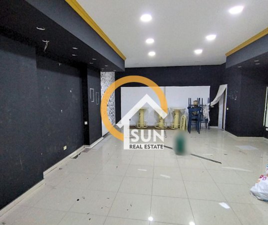 Shkoder, jepet me qera ambjent biznesi Kati 0, 80 m² (SHESHI DEMOKRACIA)