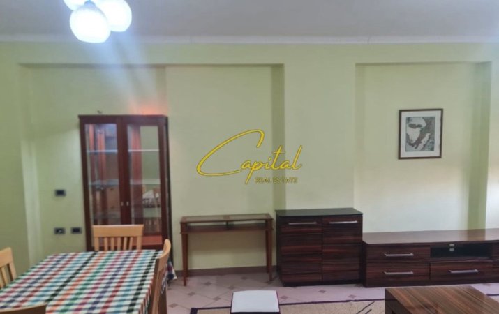 Tirane, jepet me qera apartament 2+1 Kati 2, 74 m² 650 € (RRUGA E DURRESIT)