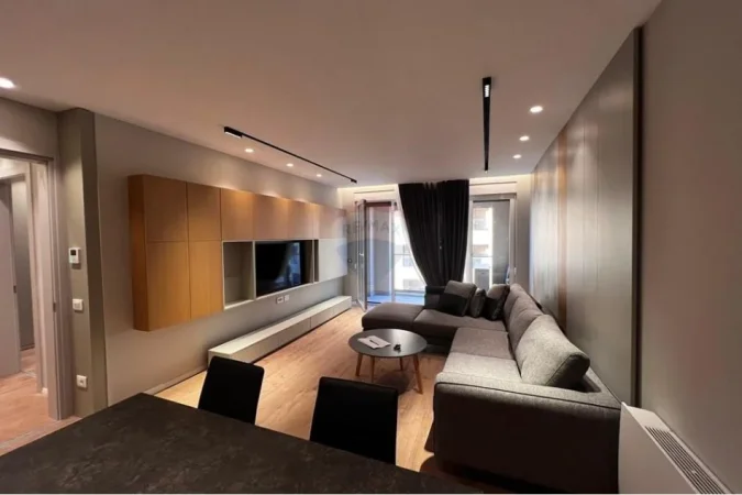 Tirane, jepet me qera apartament 2+1+Ballkon Kati 4, 120 m² 900 € (QIRA APARTAMENT 2+1+2 ISH PROFARMA!)