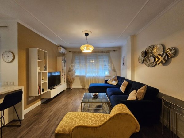 Tirane, jap me qera apartament 2+1+2 , 104 m² 1.200 € (Rruga e Kosovarëve)