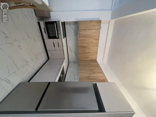 Tirane, jepet me qera apartament 2+1+Ballkon Kati 2, 90 m² 500 € (QYTET STUDENTI)