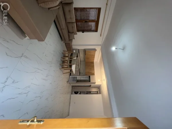 Tirane, jepet me qera apartament 2+1+Ballkon Kati 2, 90 m² 500 € (QYTET STUDENTI)