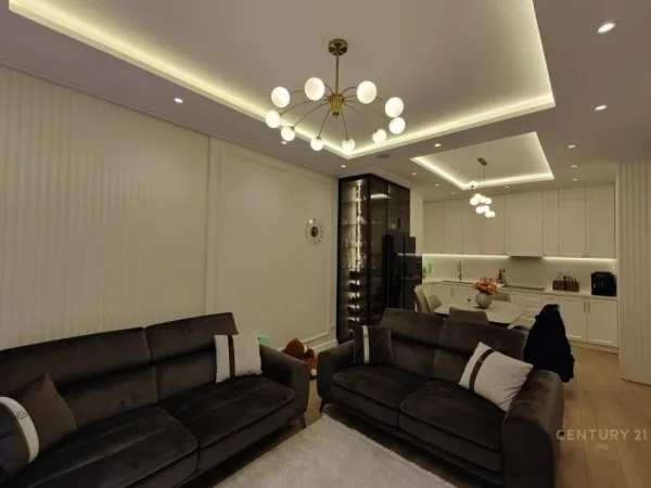 Tirane, shes apartament 2+1+2+ 2 Poste Parkimi , 98 m² 330.000 € (Qendra Tregtare TEG)