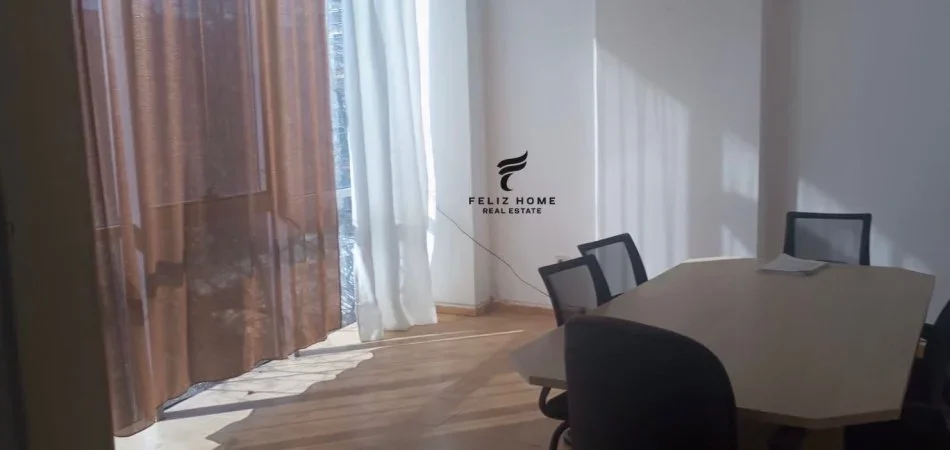 Tirane, shitet zyre Kati 1, 42 m² 66.000 € (PORCELAN)