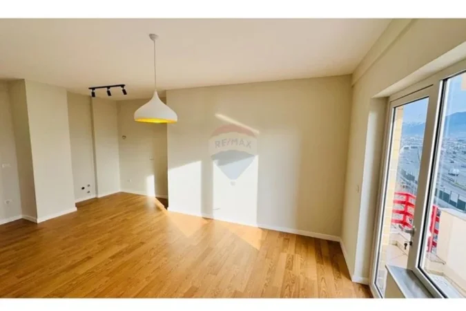 Tirane, shitet apartament 2+1+Ballkon Kati 5, 1.132 m² 149.000 € 