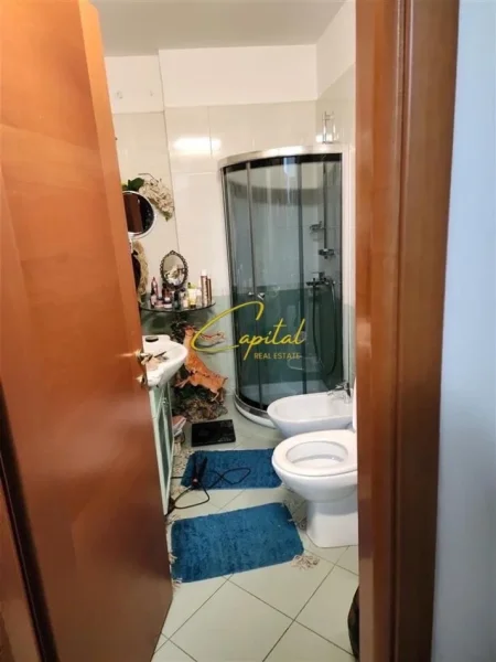 Tirane, shitet apartament 2+1 Kati 7, 136 m² 288.000 € (SELVIA)