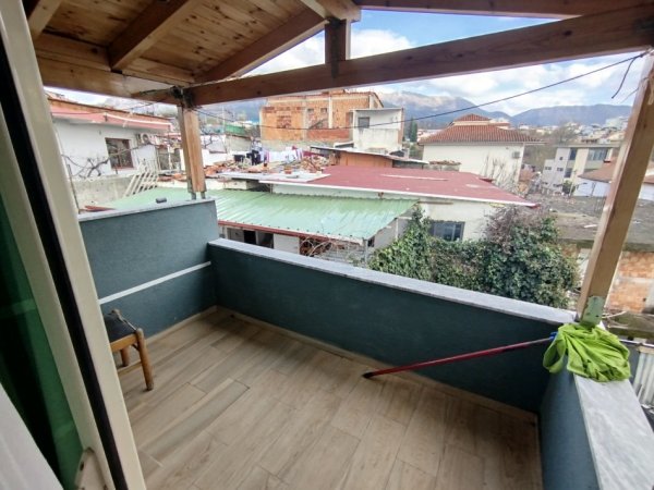 Tirane, jap me qera apartament 1+1+Ballkon Kati 3,