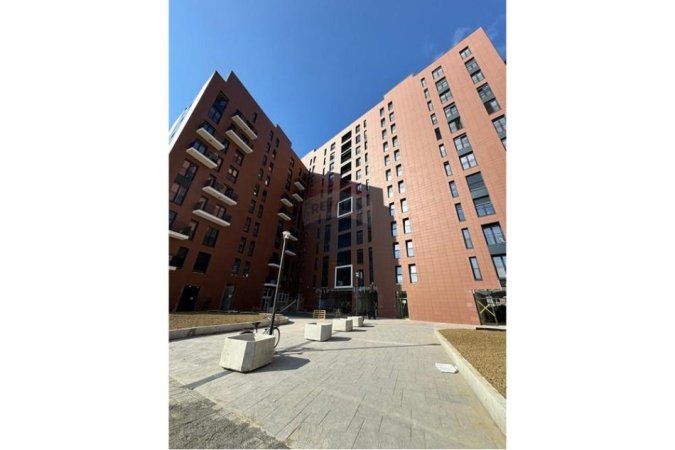 Tirane, shitet apartament 2+1+Ballkon Kati 10, 119 m² 250.000 € (Don Bosko - Jordan Misja)