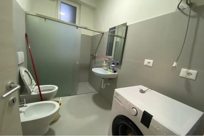 Tirane, jepet me qera apartament 1+1 Kati 6, 75 m² 500 € (Astir)