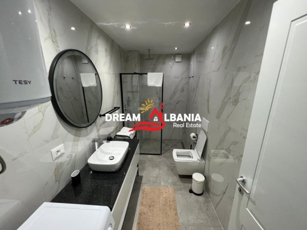 Tirane, jepet me qera apartament 1+1 Kati 2, 55 m² 55 € (Ne Qender te Tiranes, tek Rruga e Bogdaneve)