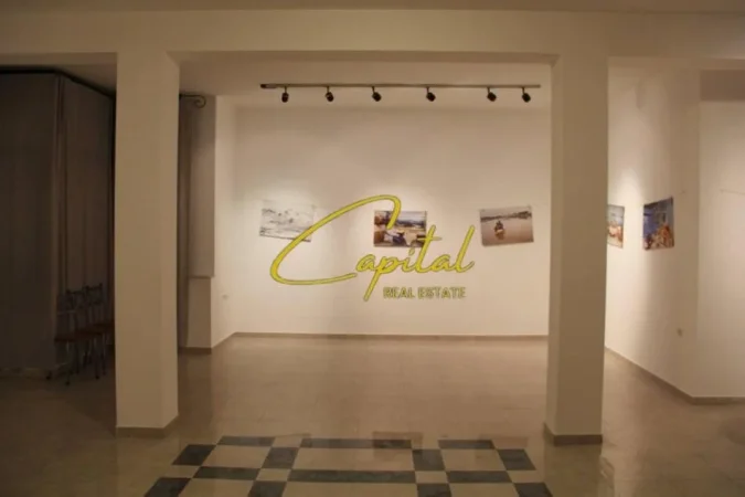 Tirane, jepet me qera ambjent biznesi Kati 0, 100 m² 600 € (QENDER)