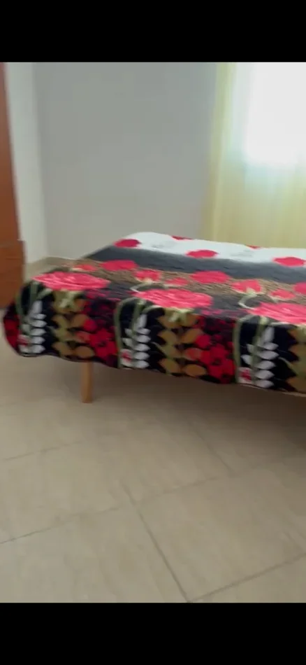 Tirane, jap me qera shtepi 2+1 Kati 3, 70 m² 300 € (Idriz dollaku)