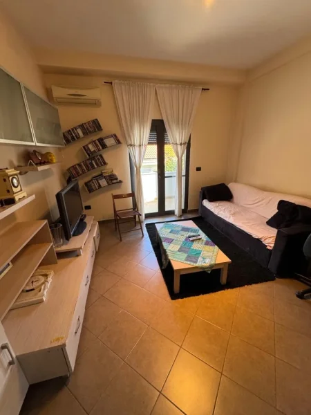 Tirane, jepet me qera apartament Kati 2, 90 m² 450 € (Tregu elektrik)