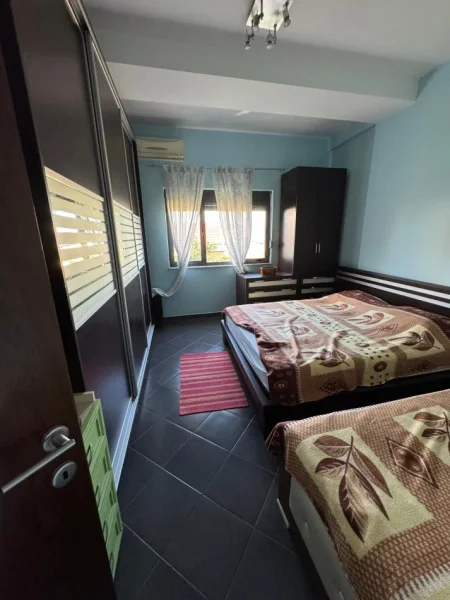 Tirane, jepet me qera apartament Kati 2, 90 m² 450 € (Tregu elektrik)