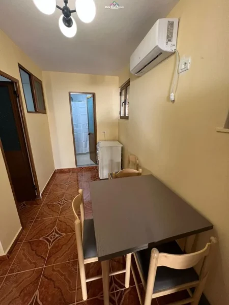 Tirane, jepet me qera Vile 2+1 Kati 1, 80 m² 400 € (fuat toptani)