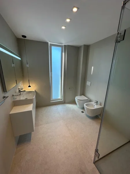 Tirane, jepet me qera apartament 2 Katshe Kati 2, 280 m² 3.000 € (Qendra Tregtare TEG)