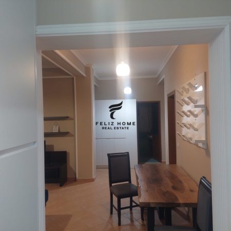 Tirane, jepet me qera apartament 3+1 Kati 2, 120 m² 550 € (BULEVARDI RI)