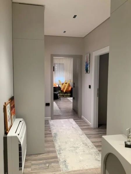 Tirane, shitet apartament 2+1+Ballkon Kati 5, 120 m² 300.000 € (TREGU ELEKTRIK)