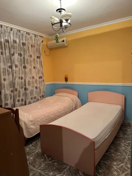 Tirane, jepet me qera apartament 2+1 ,  50.000L