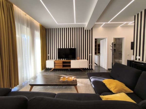 Tirane, shitet apartament 2+1+Ballkon Kati 2, 82 m² 185.000 € (Kodra Diellit 1)