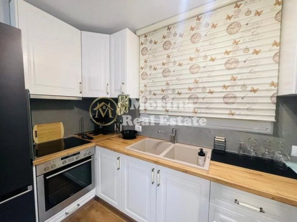 Tirane, jepet me qera apartament 2+1 Kati 2, 90 m² 700 € (Rruga Elbasanit)