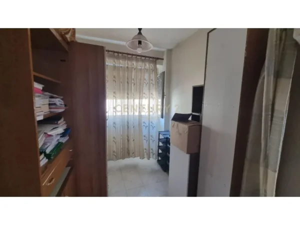 Tirane, shitet apartament 2+1 Kati 5, 82 m² 123.000 € (Rruga Bardhyl)