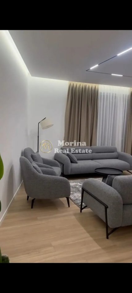 Tirane, jepet me qera apartament 2+1 Kati 2, 100 m² 700 € (Bulevardi Ri)